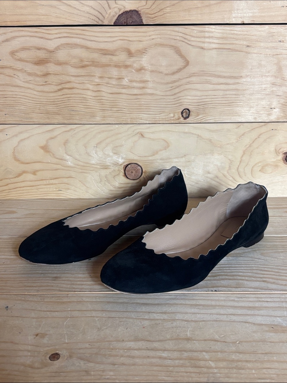 Chloe Lauren Scalloped suede ballet flats black size 39 1/2